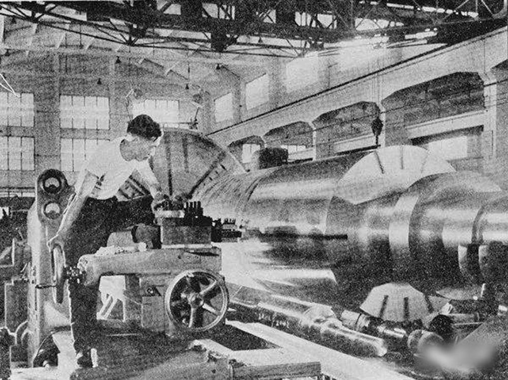 工業(yè)史話還記得80年代上海電機廠的扁擔電機精神嗎